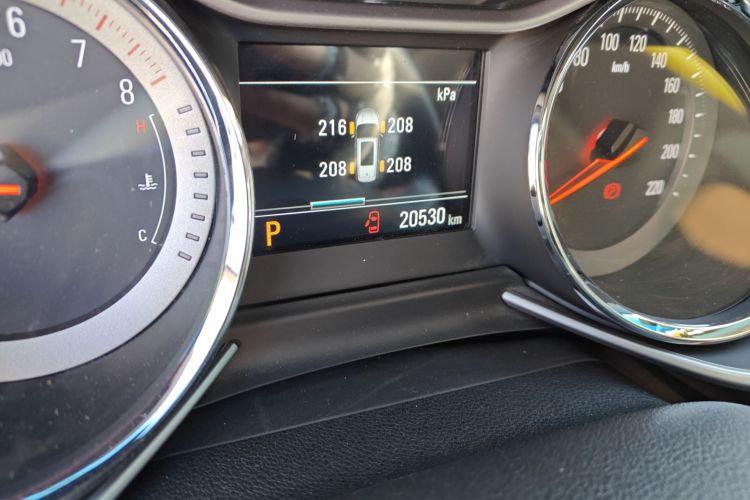 雪佛兰 沃兰多 2019款 Redline 530T 自动纵享版（5+2款） 国VI中控内饰15