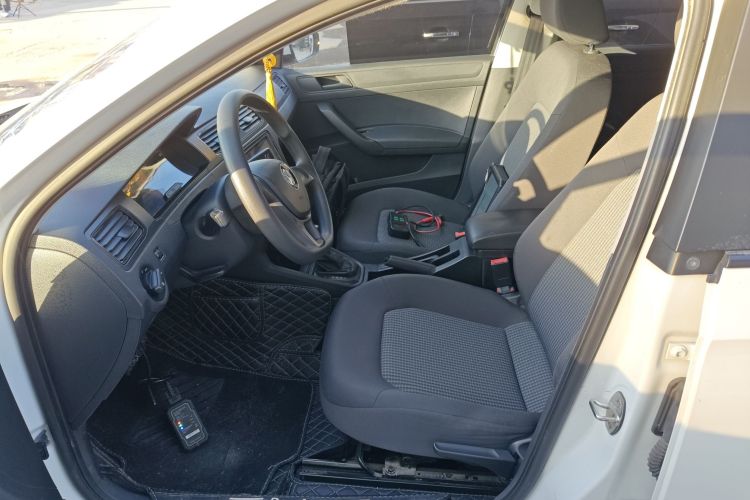 大众 桑塔纳 2021款 1.5L 自动风尚版中控内饰20