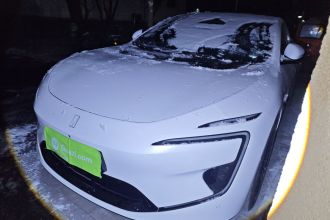 阿维塔12 2024款 改款 700 三激光后驱奢享版