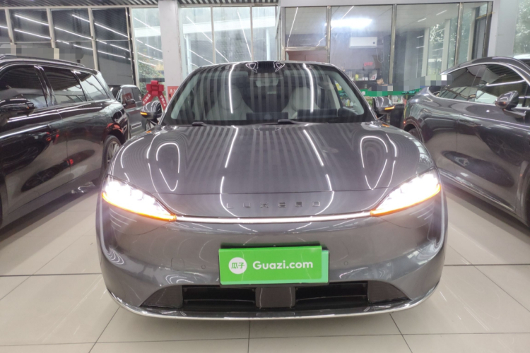 鸿蒙智行 智界R7 2024款 纯电 802km Max车身外观2