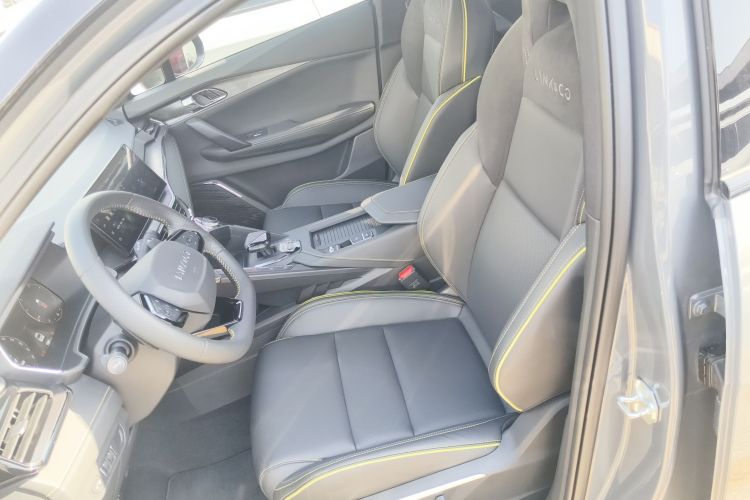 领克06 2023款 Remix 1.5T 劲Halo中控内饰19