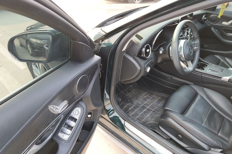 奔驰C级 2021款 C 200 L 时尚型运动版中控内饰20