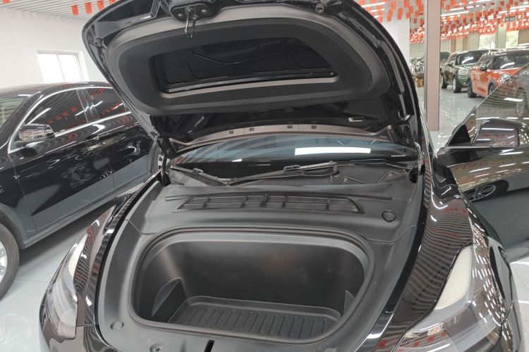 特斯拉 Model Y 2022款 改款 后轮驱动版机舱底盘24