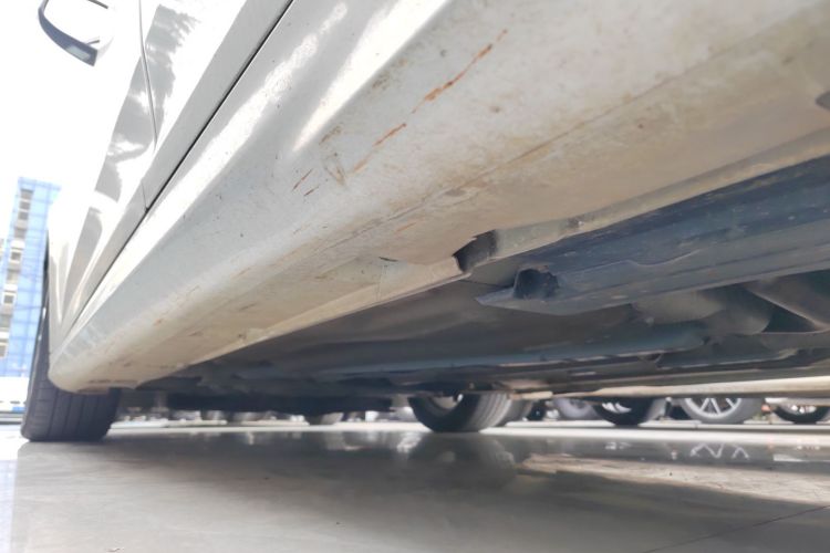 福特 福克斯 2017款 两厢 EcoBoost 180 自动运动型局部细节9002