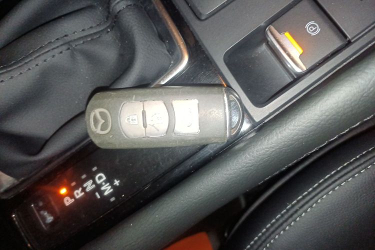 马自达3 昂克赛拉 2017款 三厢 1.5L 自动豪华型 国V中控内饰11