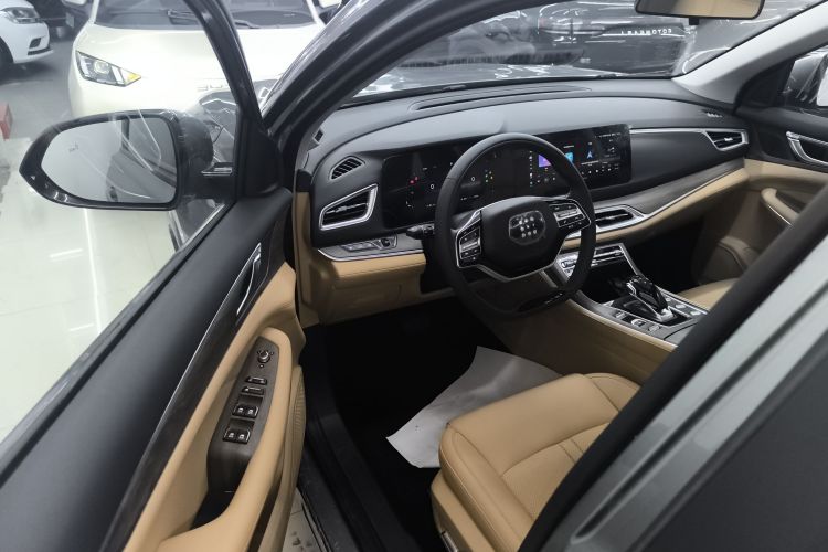 蓝电E5 2023款 1.5L DE-i 100KM臻享型 7座中控内饰20