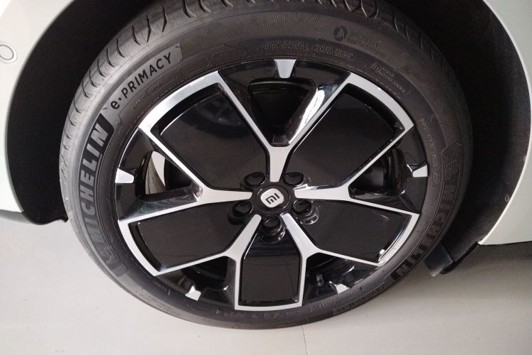 小米汽车 小米SU7 2024款 后驱超长续航高阶智驾Pro版车身外观6008