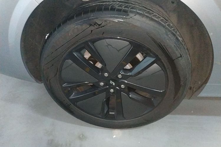 理想汽车 理想L6 2024款 Pro车身外观6002