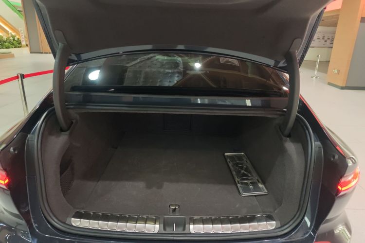 蔚来ET7 2022款 100kWh 首发版机舱底盘23