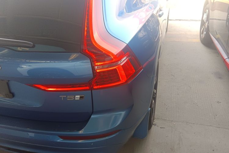 沃尔沃XC60 2018款 T5 四驱智远运动版车身外观9