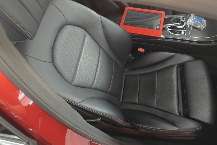 奔驰C级 2018款 C 200 L 运动版局部细节41