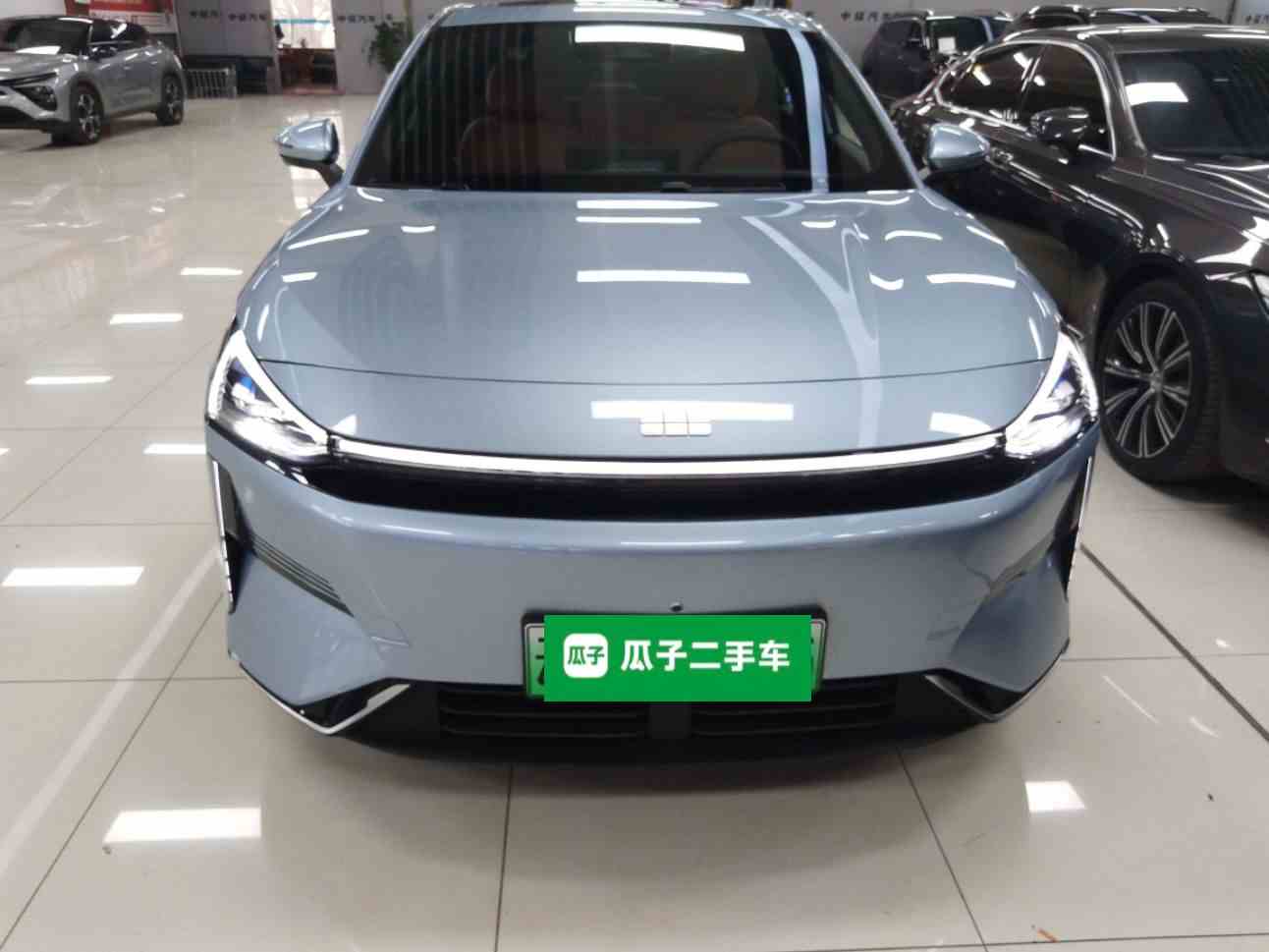 吉利银河 银河L6 2025款 EM-i 140km 星舰版(1)