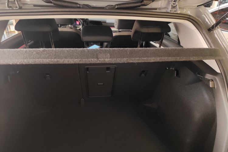 大众 高尔夫 2023款 改款 280TSI DSG Pro机舱底盘23