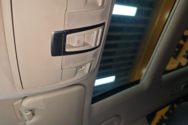 奔驰GLS 2018款 改款 GLS 320 4MATIC局部细节22