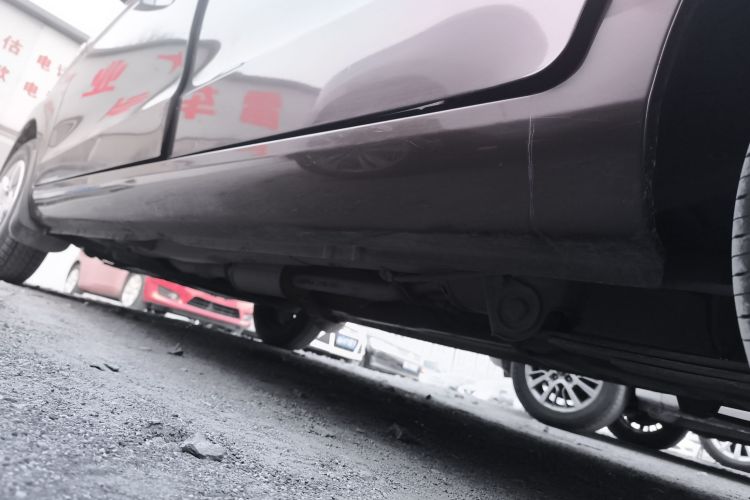 五菱汽车 五菱宏光 2015款 1.2L S 基本型国IV局部细节9002