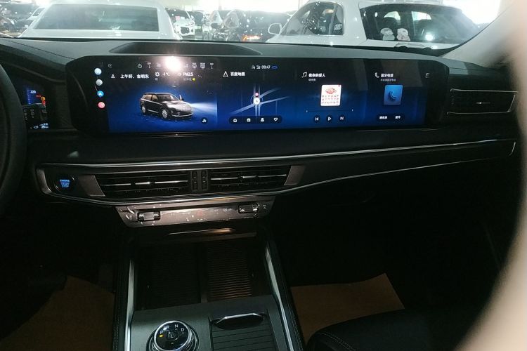 福特 探险者 2025款 2.3T EcoBoost 四驱穿越版 5座局部细节16