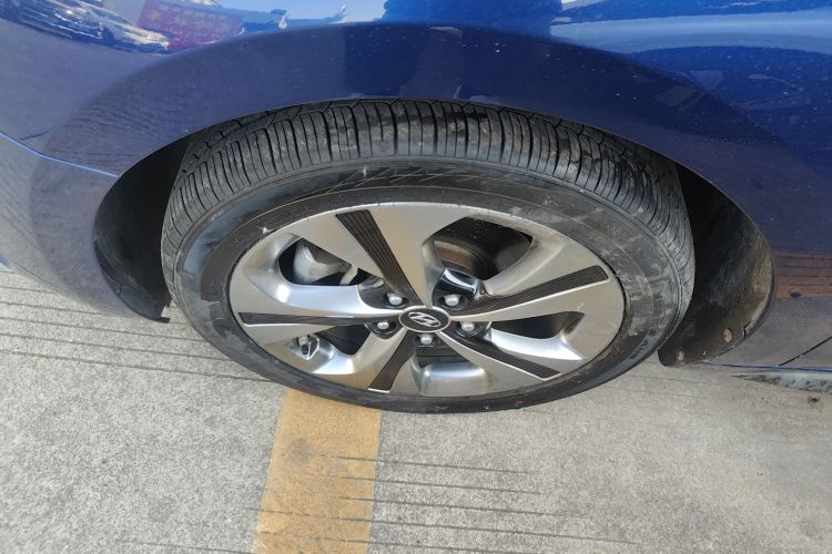 现代 菲斯塔 2019款 280TGDi 运动版 国VI车身外观6007