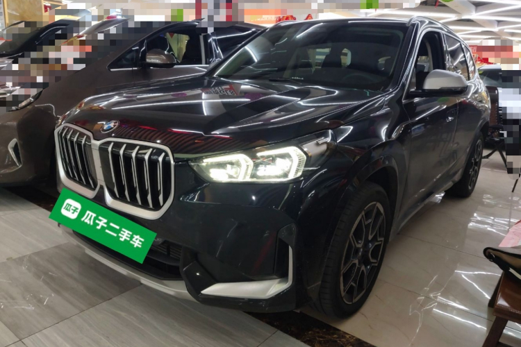 宝马X1 2023款 sDrive25Li X设计套装车身外观1