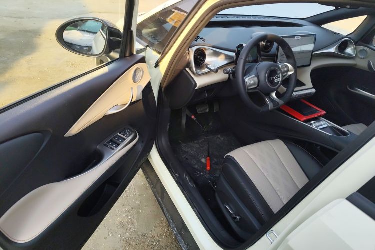 比亚迪 海豚 2025款 420km 自由版中控内饰20