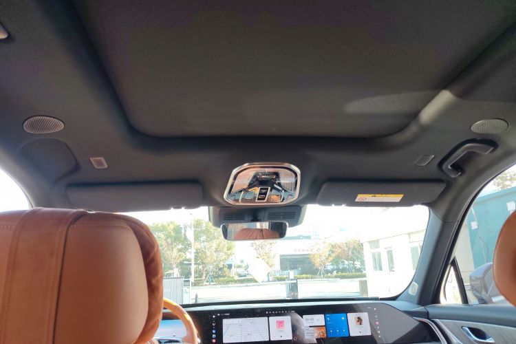 魏牌 蓝山 2023款 两驱长续航版中控内饰22