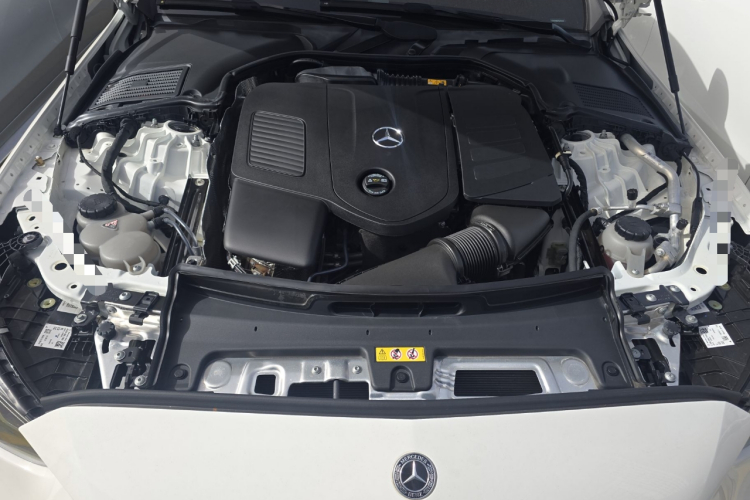 奔驰C级 2024款 改款 C 200 L 运动版机舱底盘24