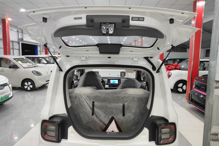 吉利银河 熊猫 2025款 210km 元气熊机舱底盘23