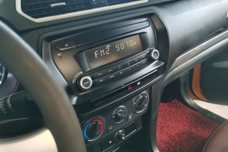 长城 风骏5 2020款 2.4L汽油两驱超值型大双排国VI 4K22D4M局部细节16