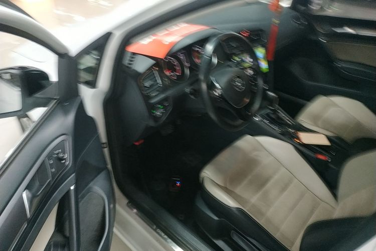 大众 高尔夫 2017款 230TSI 自动豪华百万辆纪念版中控内饰20