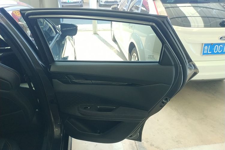 长安UNI-V 2022款 2.0T 锋速版中控内饰7006