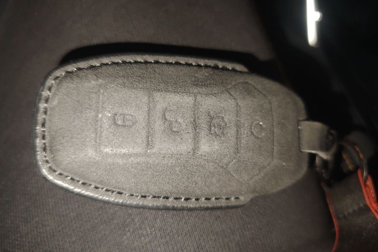 比亚迪 唐新能源 2021款 DM-i 112KM 尊荣型中控内饰7001