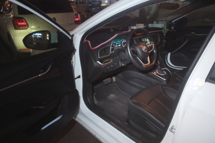 别克 英朗 2017款 15N 自动豪华型中控内饰20