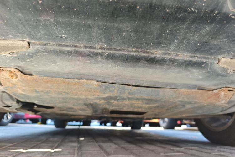 本田 凌派 2015款 1.8L 自动舒适版局部细节9008