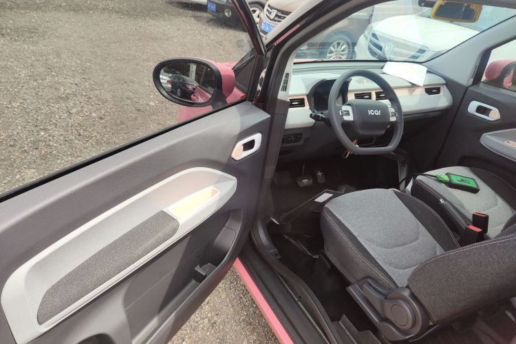 奇瑞新能源 QQ冰淇淋 2022款 120km 甜筒 磷酸铁锂中控内饰7003