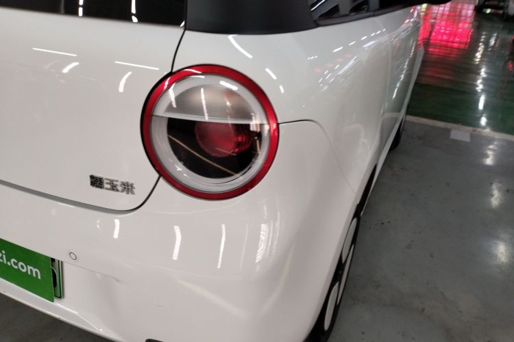 长安启源 长安Lumin 2023款 301km 蜜沁款车身外观9