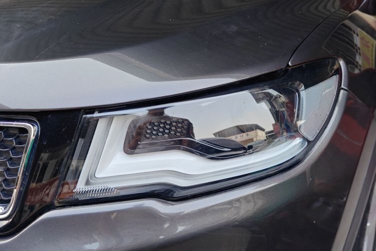 Jeep 指南者 2017款 200T 自动家享版局部细节36