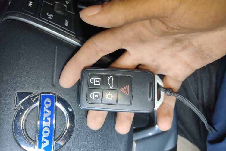 沃尔沃S60 2016款 S60L T4 智远版中控内饰11