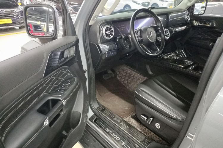 坦克300 2021款 越野版 2.0T 征服者中控内饰20