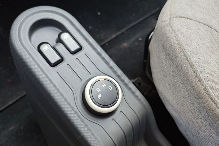 五菱汽车 宏光MINIEV 2022款 马卡龙臻享款 磷酸铁锂中控内饰18