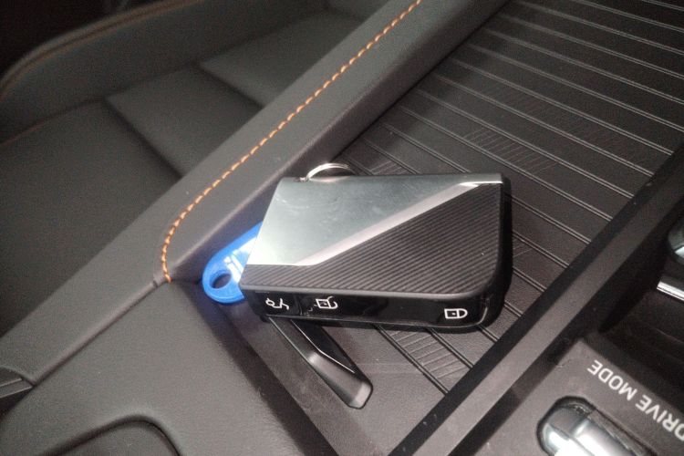 领克06 EM-P 2023款 1.5T Remix PHEV Pro中控内饰11