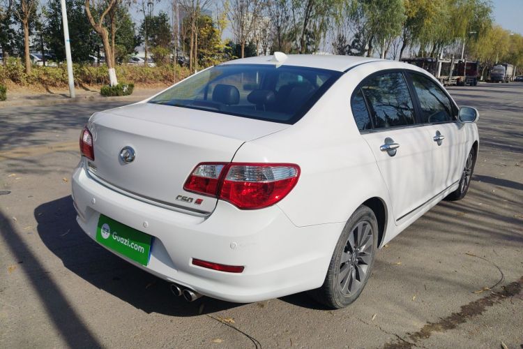 长城C50 2012款 1.5T 手动精英型车身外观6005