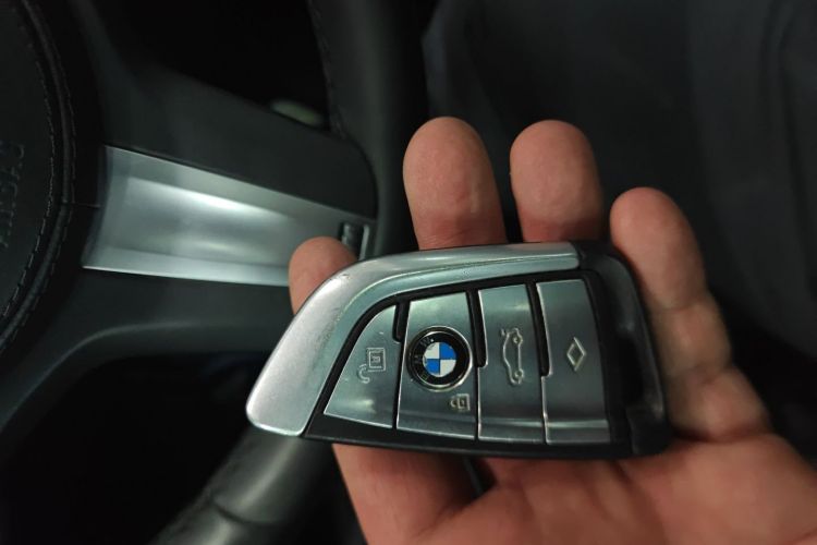 宝马5系(进口) 2018款 525i M运动套装中控内饰11