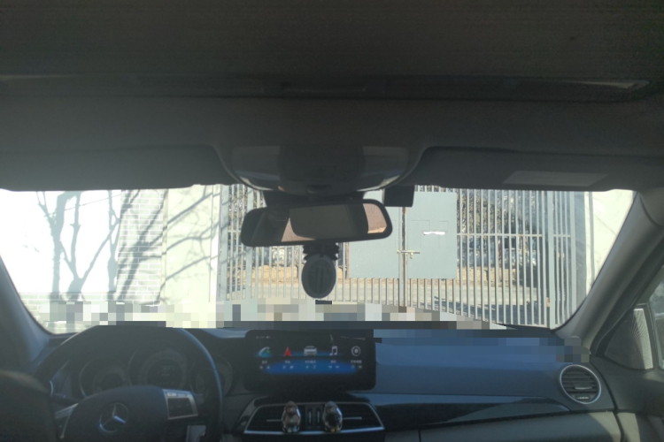 奔驰C级 2011款 C 200 CGI 时尚型中控内饰22