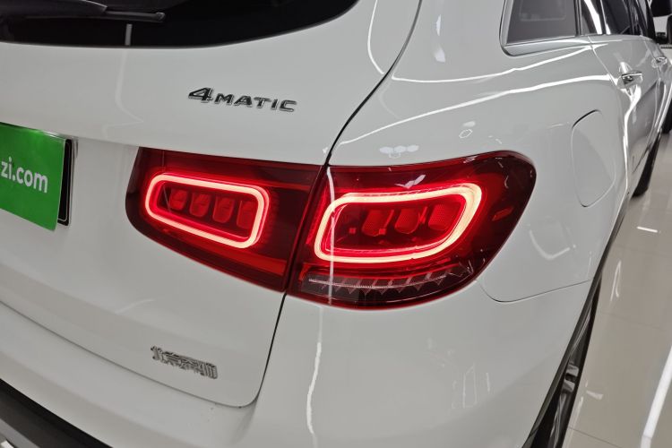 奔驰GLC 2020款 改款 GLC 260 L 4MATIC 动感型车身外观9