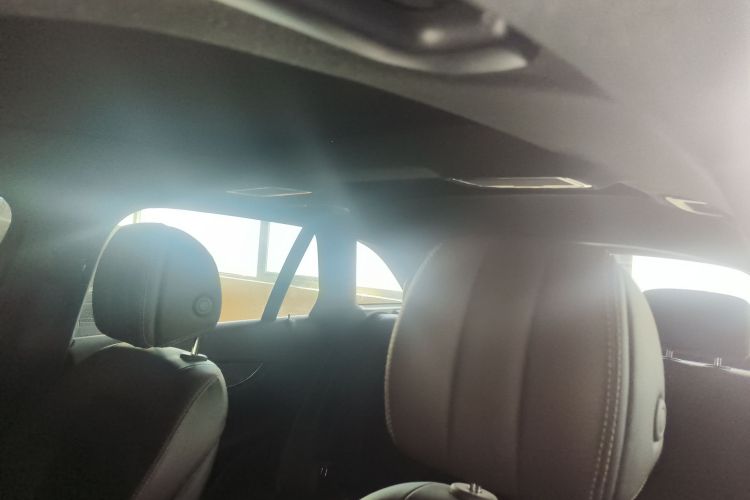 奔驰GLC 2020款 GLC 300 L 4MATIC 动感型局部细节22