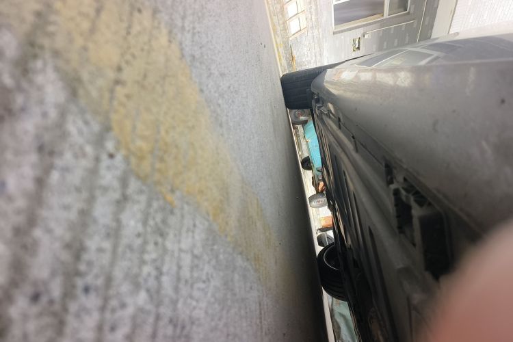 奔驰E级 2016款 E 300 L 豪华型局部细节9001