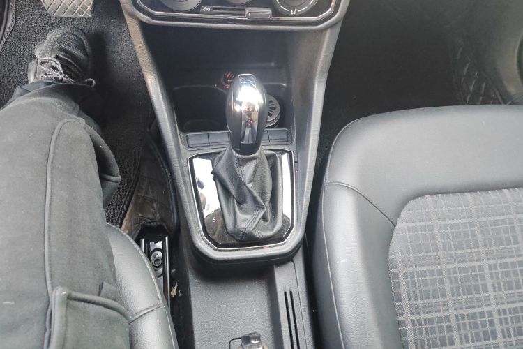 大众 捷达 2017款 1.5L 自动舒适型中控内饰18