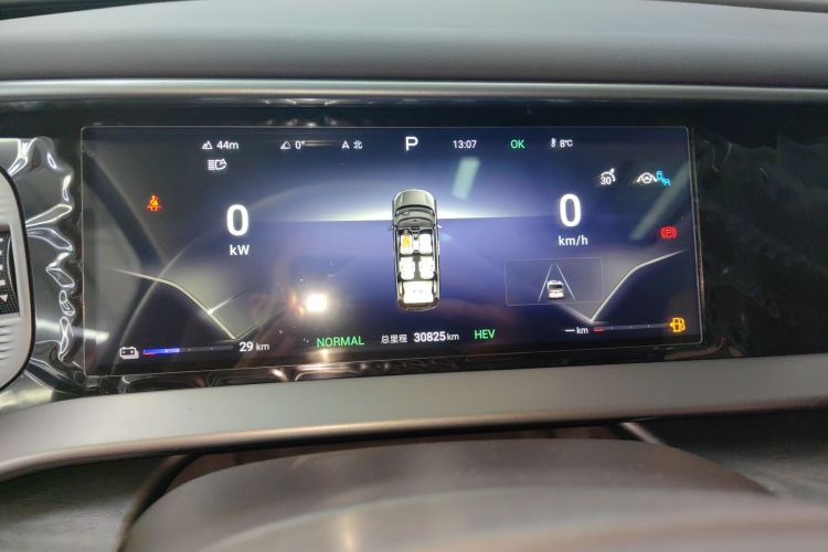 腾势D9 2024款 DM-i 970 豪华型局部细节14