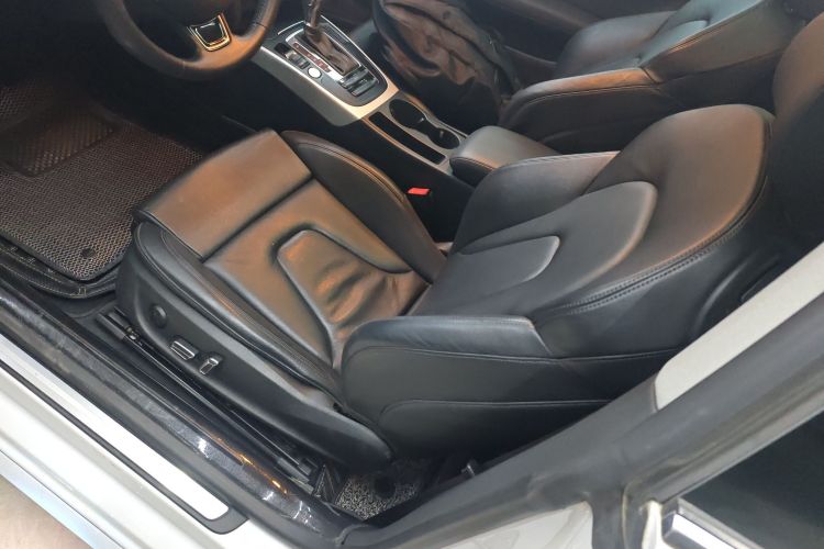 奥迪A5 2016款 Coupe 45 TFSI 舒适型中控内饰19