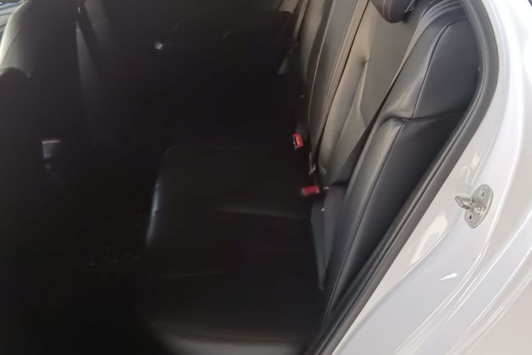 奇瑞 艾瑞泽5 2017款 1.5L 手动时尚版中控内饰21