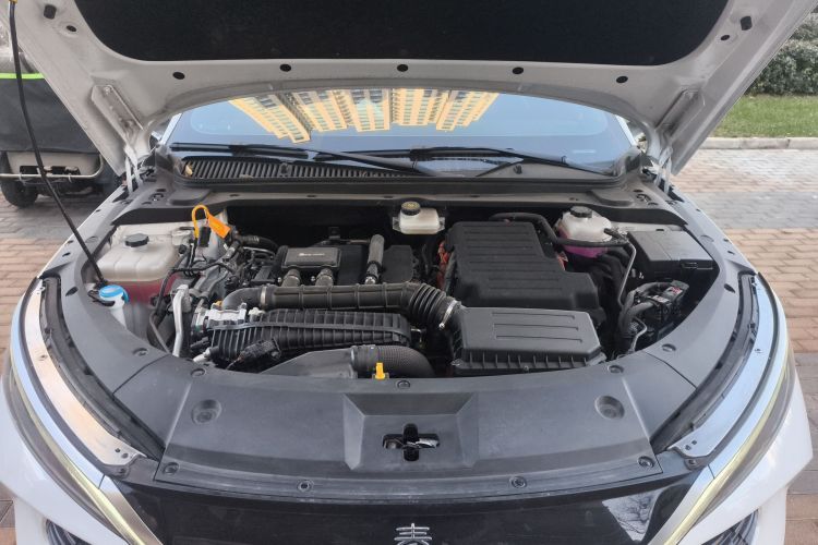 比亚迪 秦L 2025款 DM-i 智驾版 80KM领先型局部细节24